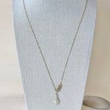 Echo pearl necklace