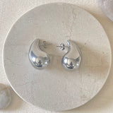 Teardrop silver earrings