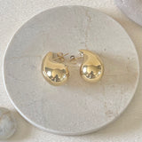 Teardrop gold earrings