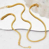 Serpentis gold necklace